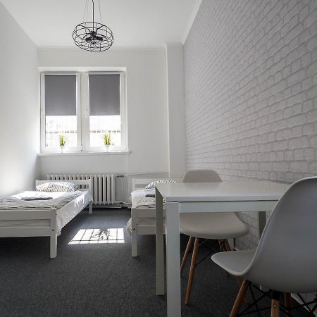 ורשה Sawa Hostel מראה חיצוני תמונה