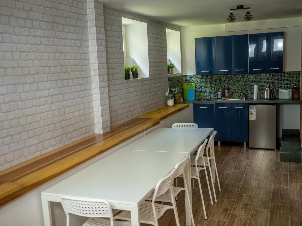 ורשה Sawa Hostel מראה חיצוני תמונה