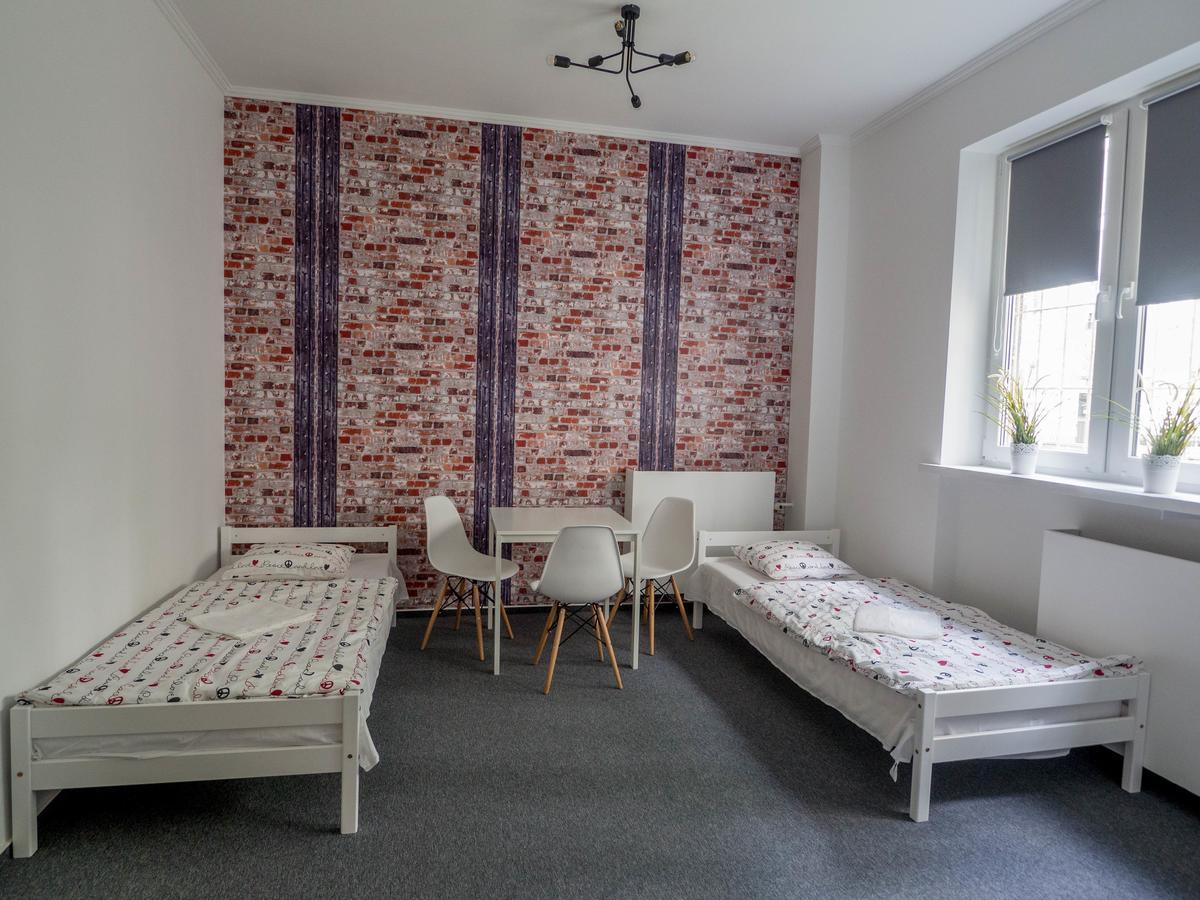 ורשה Sawa Hostel מראה חיצוני תמונה