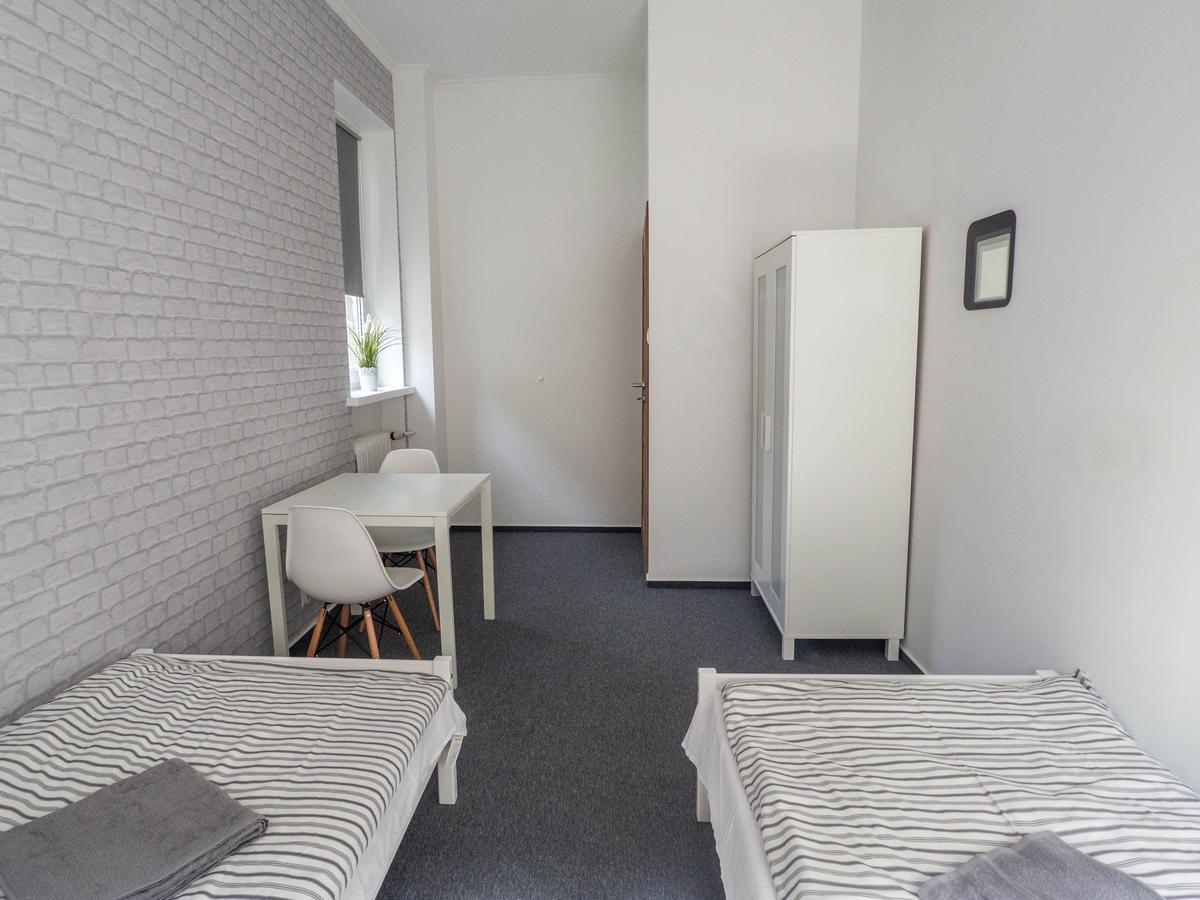 ורשה Sawa Hostel מראה חיצוני תמונה